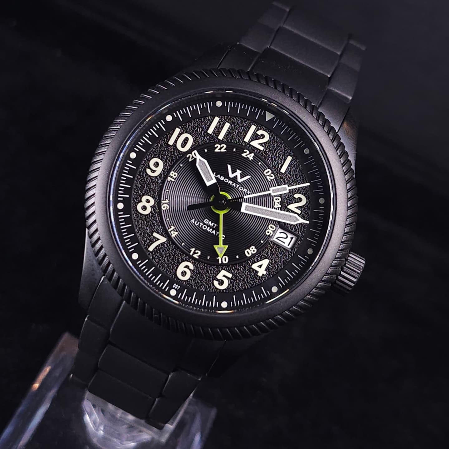 Ti Traveler Jet Black 07